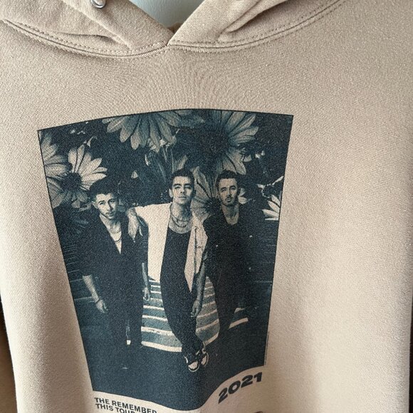 Jonas Brother's 2021 Tour Hoodie Medium - Picture 2 of 3